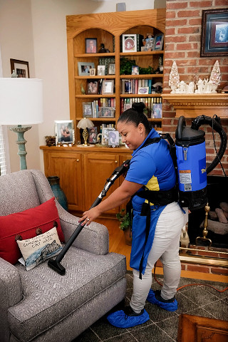 Maids Team Member Cleaning