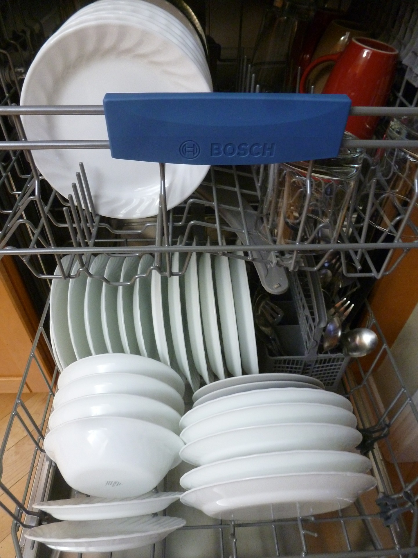 The Best Way to Load your Dishwasher 7 Tips The Maids of the Triad